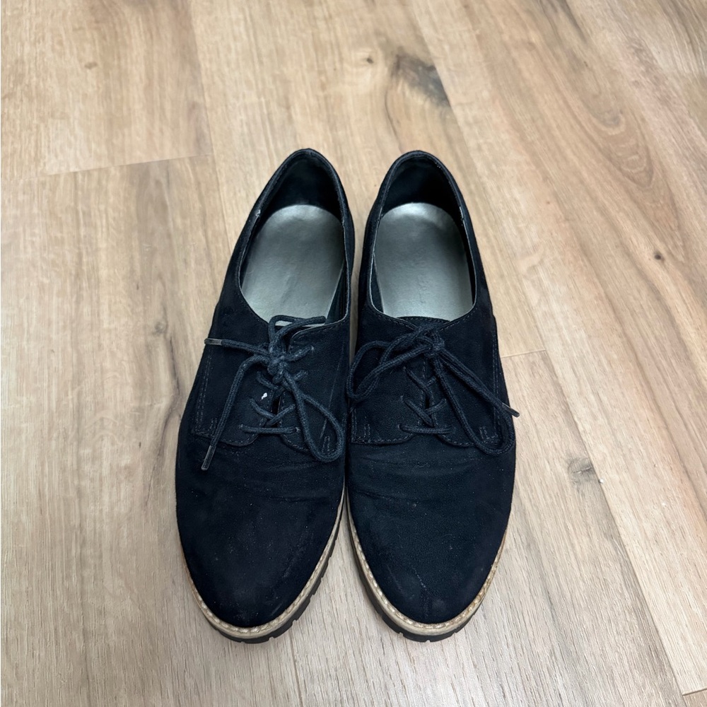 Black Suede Lace-Up Women's Oxford Shoes - Picture 2 of 4